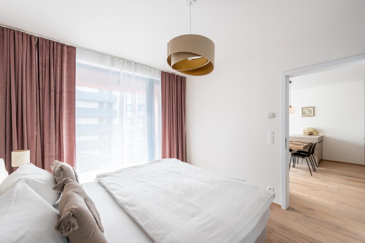 Jay Apartments プラハ エクステリア 写真