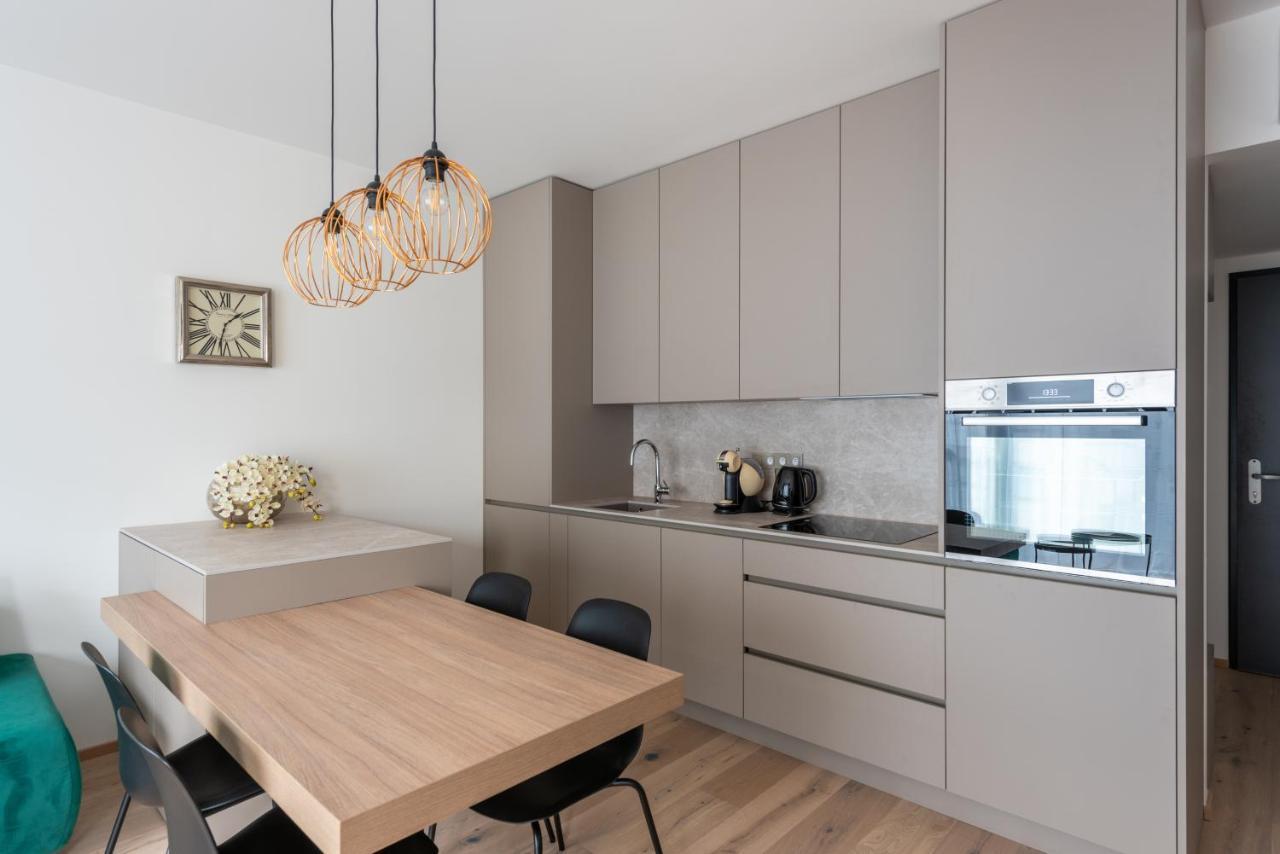 Jay Apartments プラハ エクステリア 写真